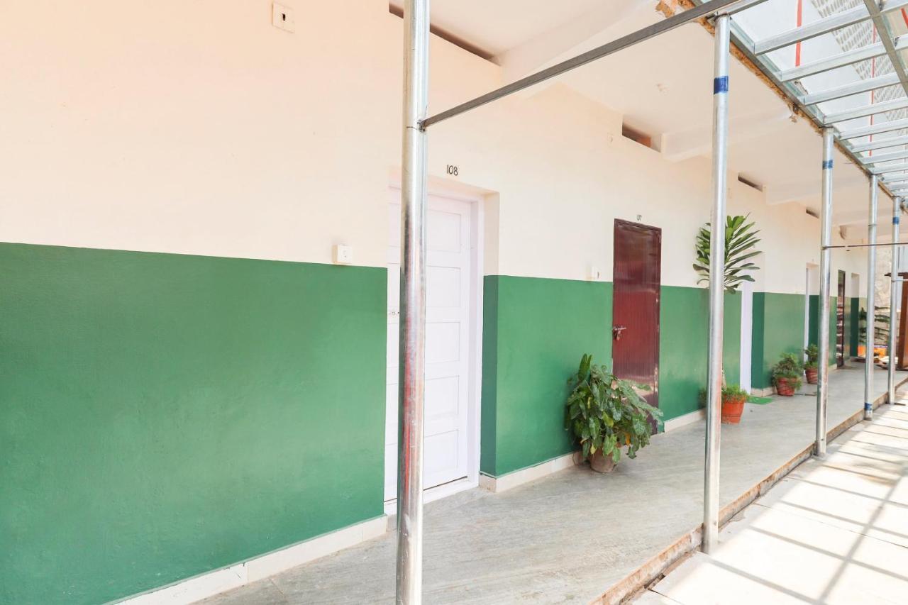 Vaccinated Staff- Spot On 68111 Jeena Motels Kollam Exterior photo