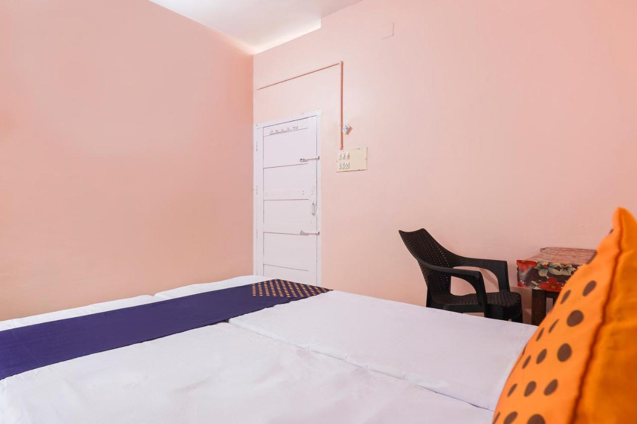 Vaccinated Staff- Spot On 68111 Jeena Motels Kollam Exterior photo
