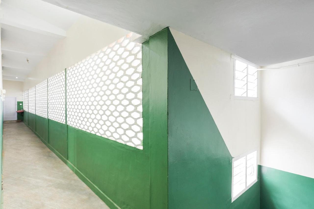 Vaccinated Staff- Spot On 68111 Jeena Motels Kollam Exterior photo